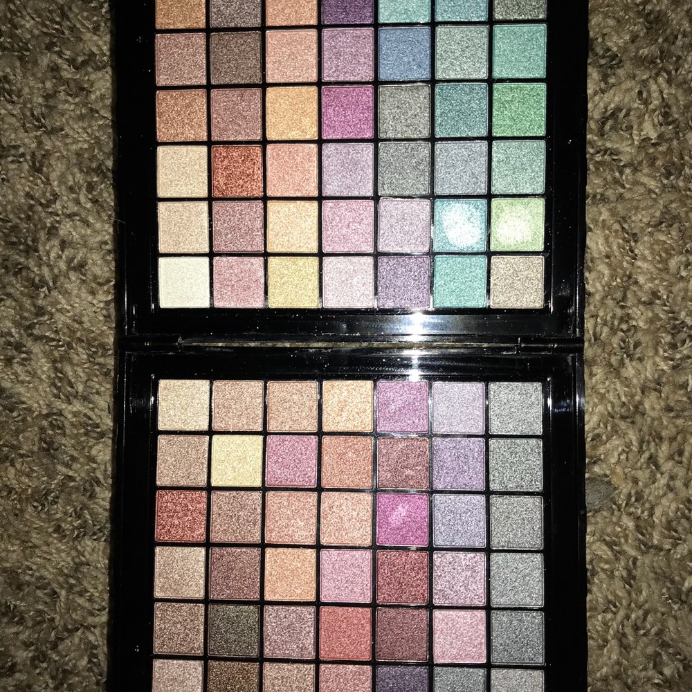 Makeup box set